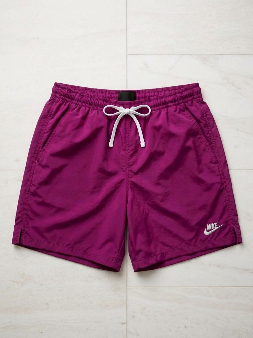 Nike Sportswear Woven Flow Shorts Wild Berry Pink Magenta Mens L Swim Trunks 6”